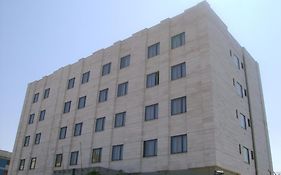 Hotel 7 Mari