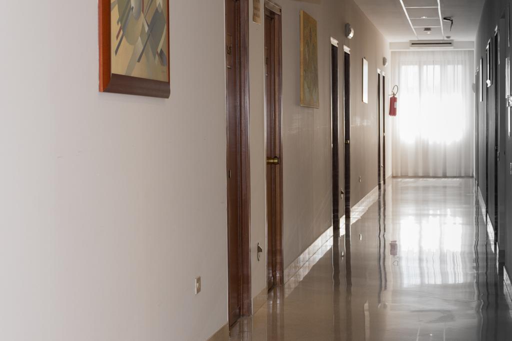 Hotel 7 Mari Μπάρι Εξωτερικό φωτογραφία